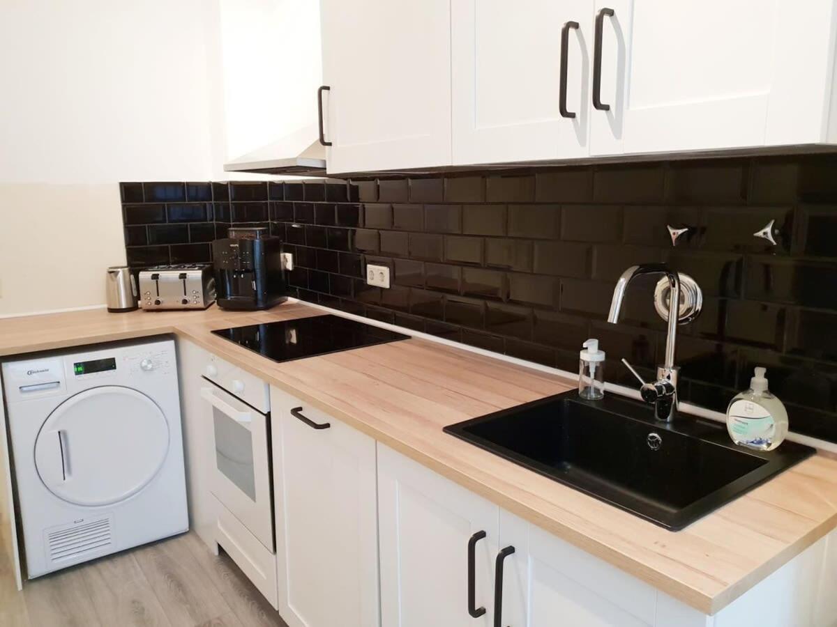 Family Apartment Moabit Берлин Экстерьер фото
